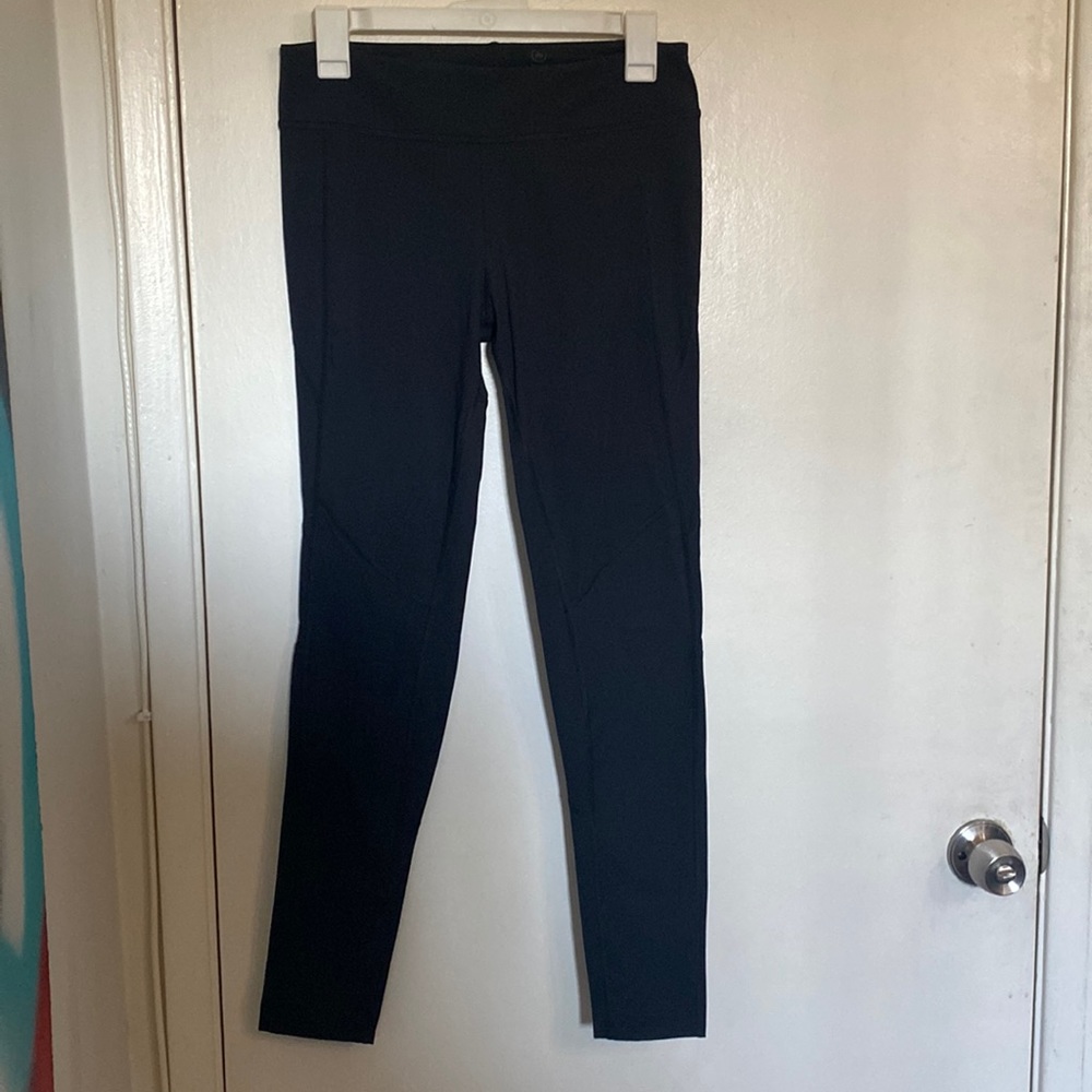 Aether brand new size 1, stretch leggings